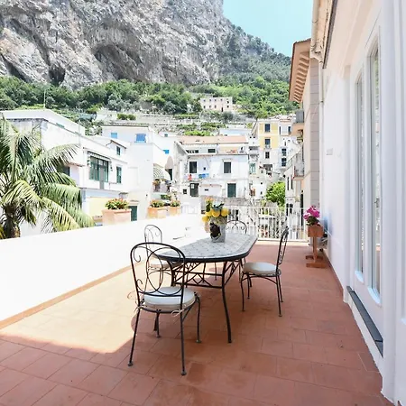 Гостьовий будинок Palazzo Gargano 4*