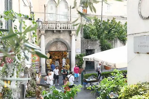 بيت ضيافة Palazzo Gargano 4*